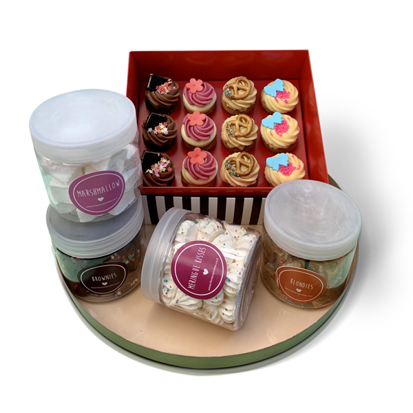 large box set: cupcakes, brownies, blondies, meringue, marshmallow
